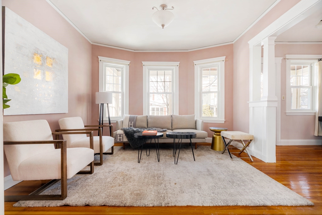 89 Grafton St, Arlington