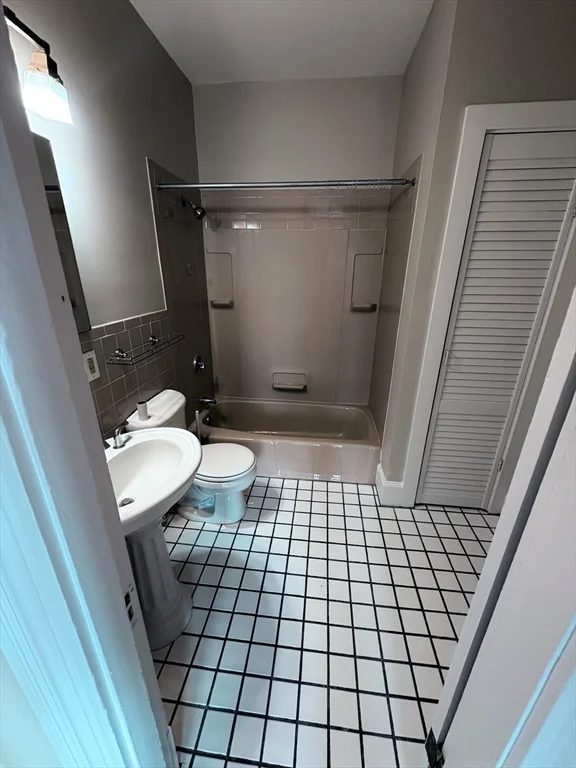 258 Shawmut Ave, South End