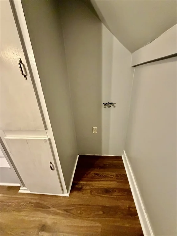 86 Maplewood Ave, Gloucester