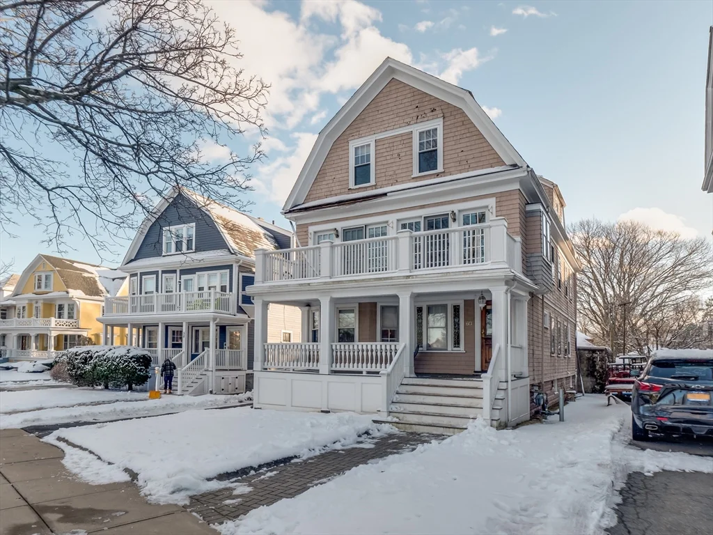 60 Powder House Blvd, Tufts