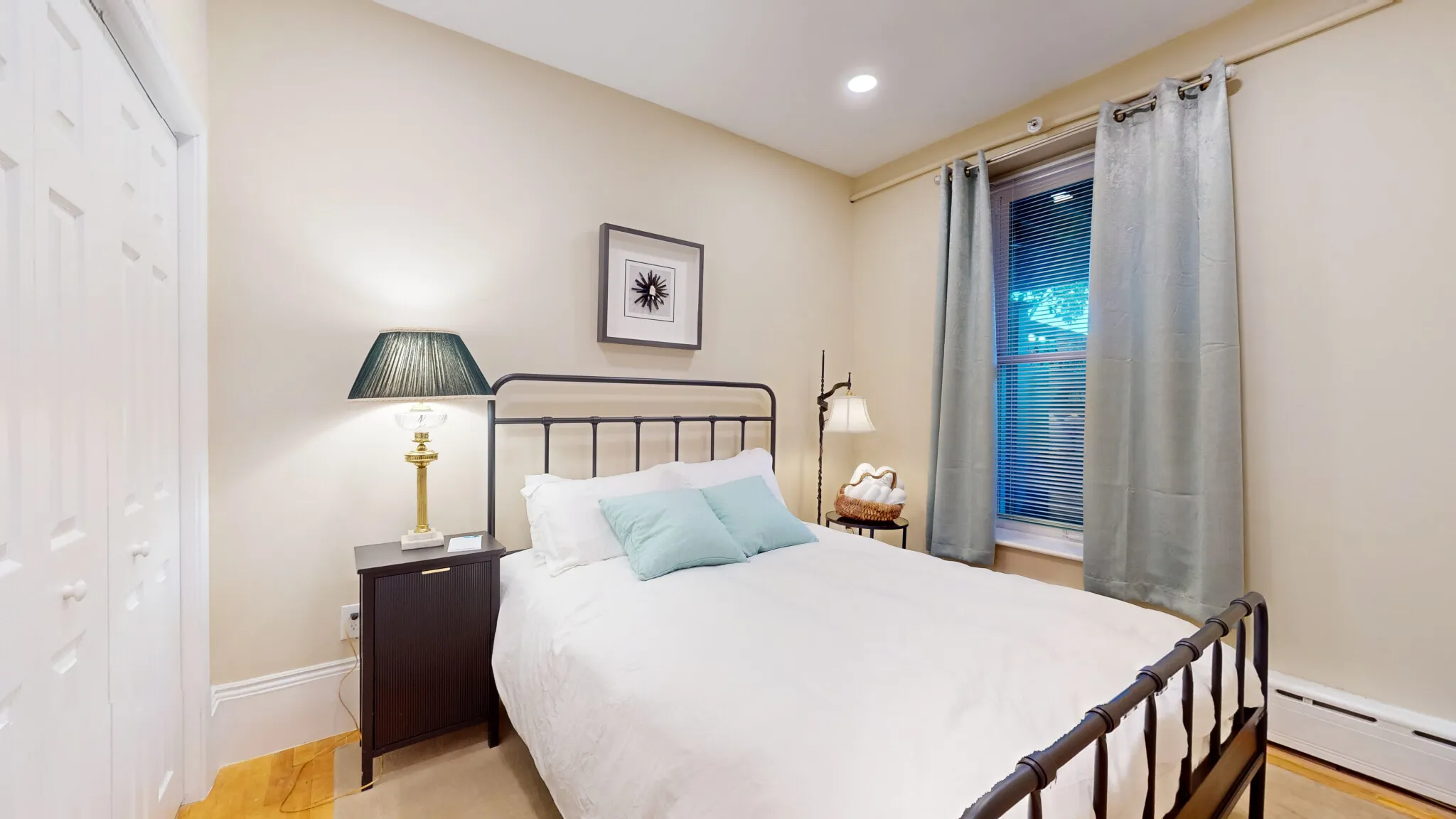 290 Beacon St, Back Bay