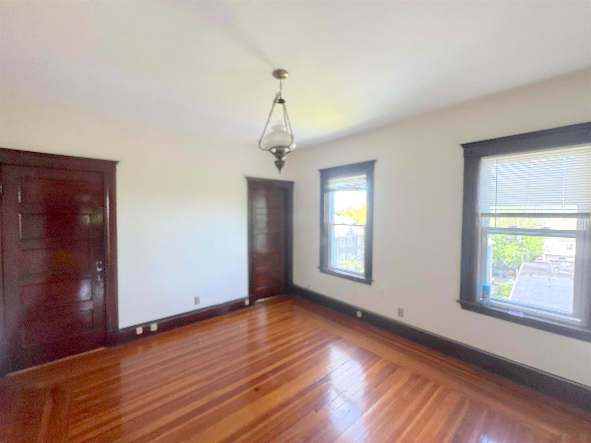 298A Highland Ave, Powder House Square