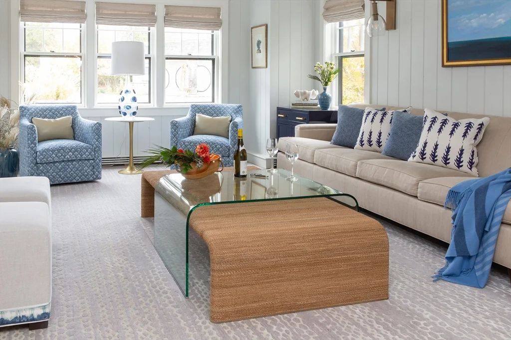 1 Pochick Ave, Nantucket