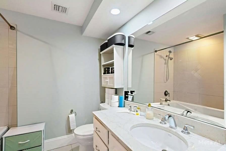 8 Mohawk St, South Boston