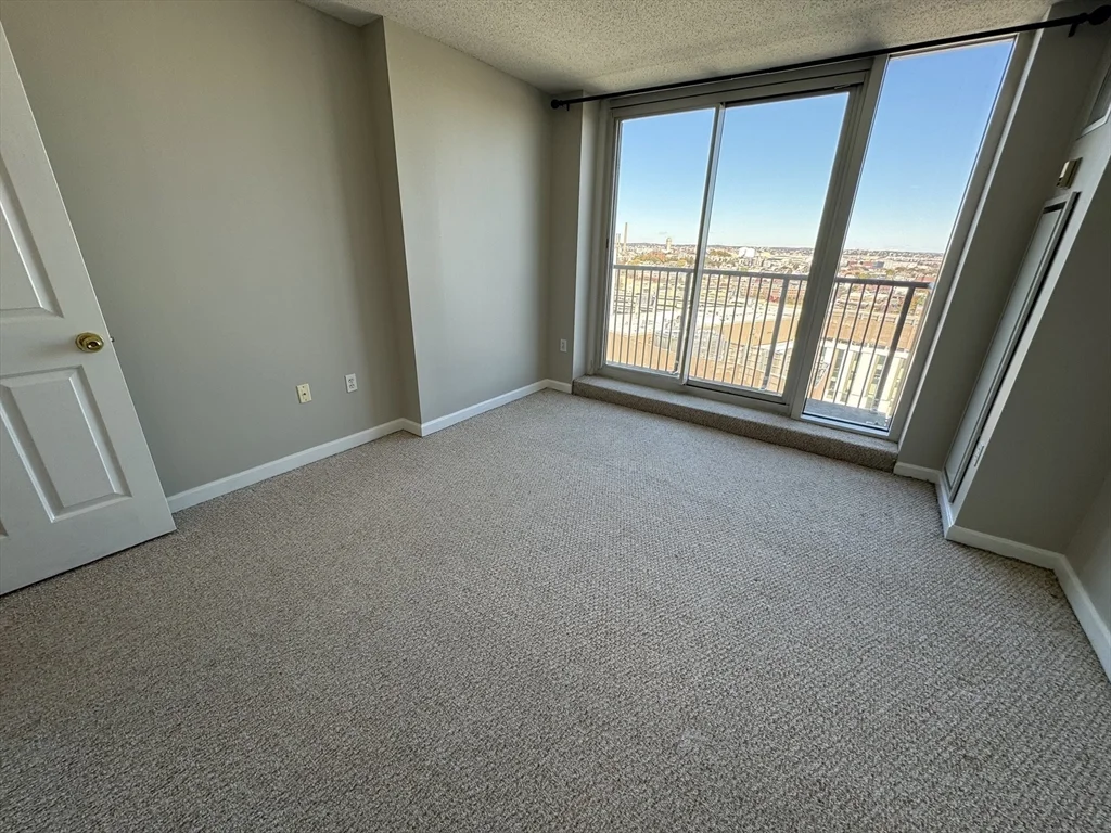 10 Museum Way, East Cambridge