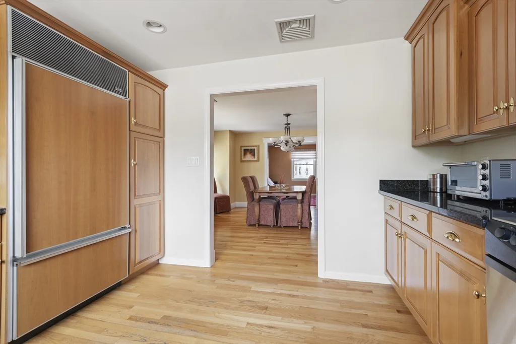 17 Gilbert St, Newton