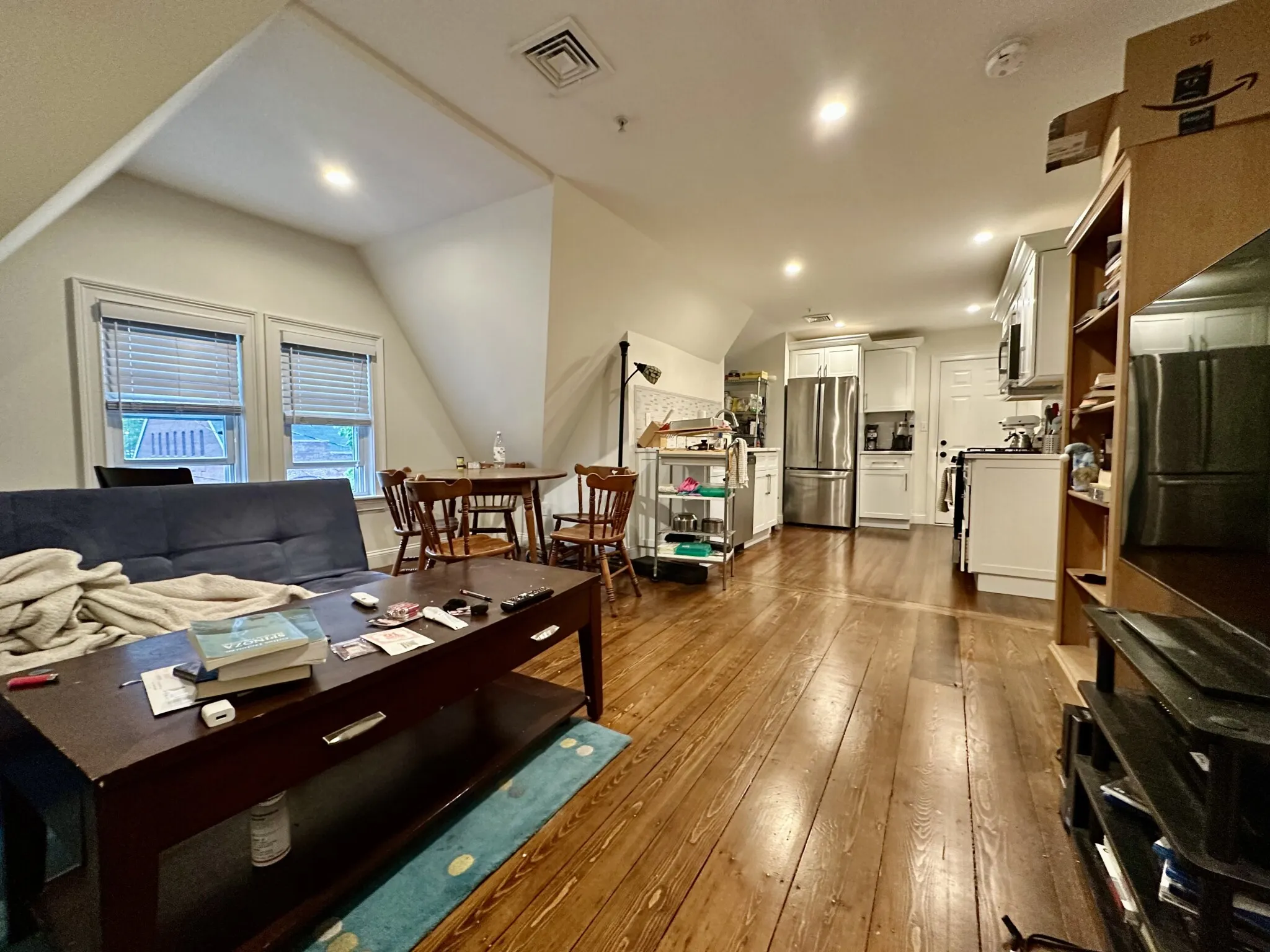 19-21 Bellevue St, Banks Square