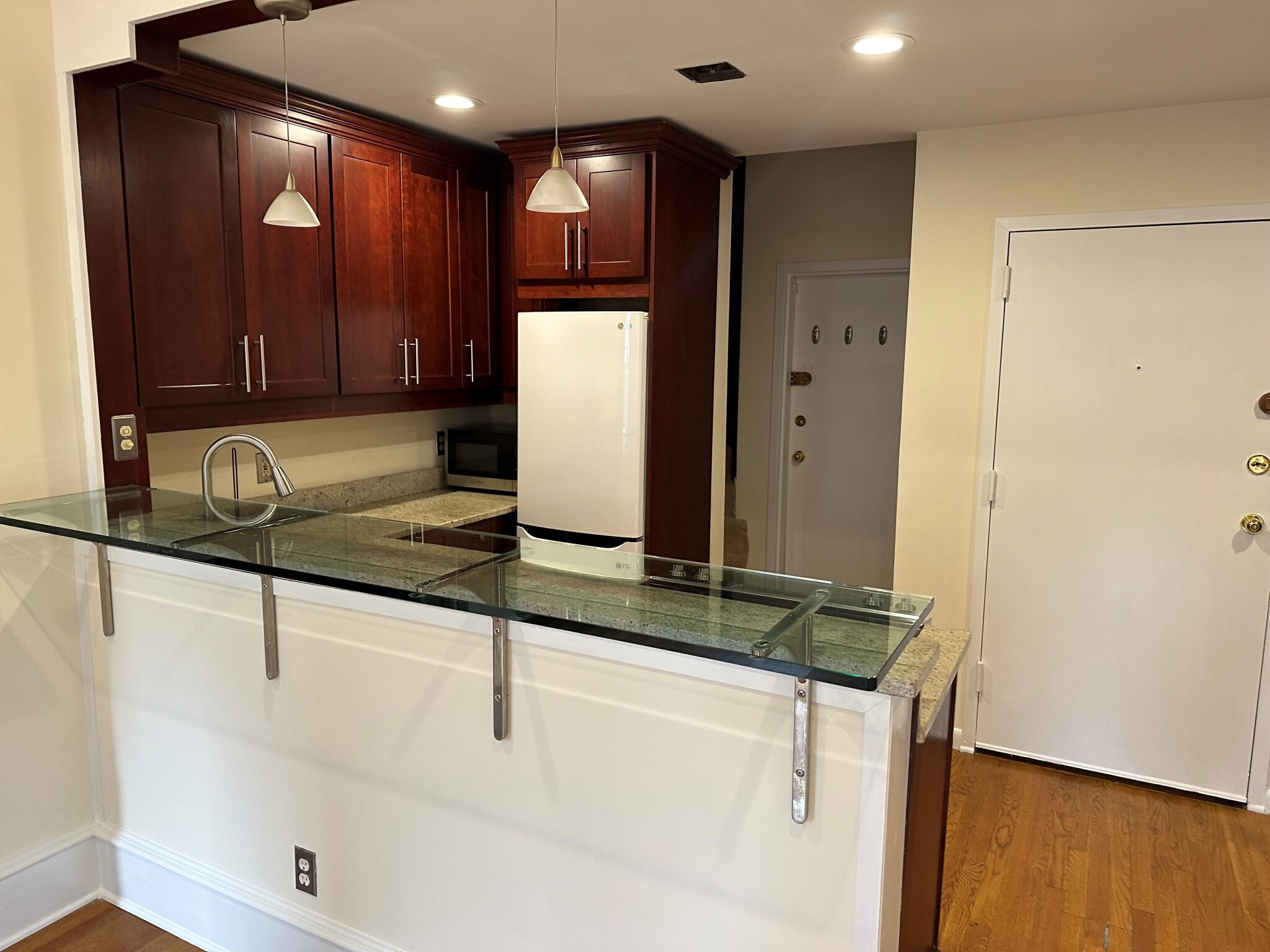 298 Commonwealth Ave, Back Bay