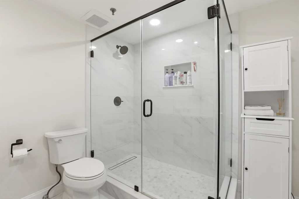 390 Commonwealth Ave, Back Bay