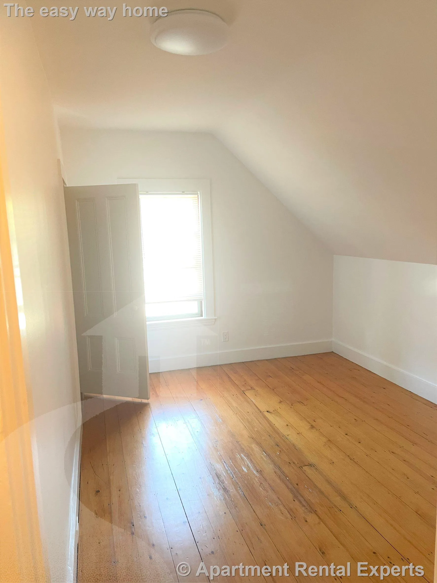 32 Healey St, Harvard Square