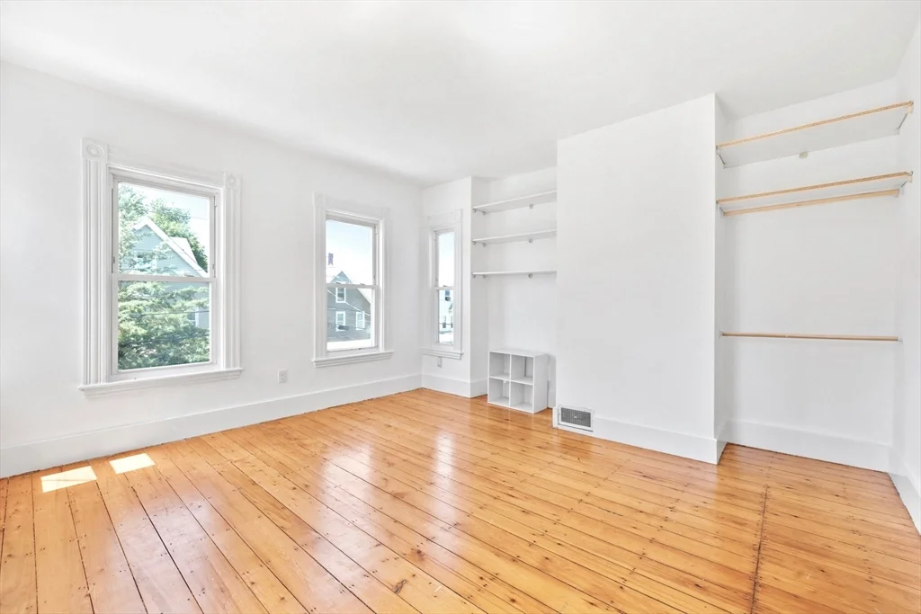 48 Ashland St, Malden