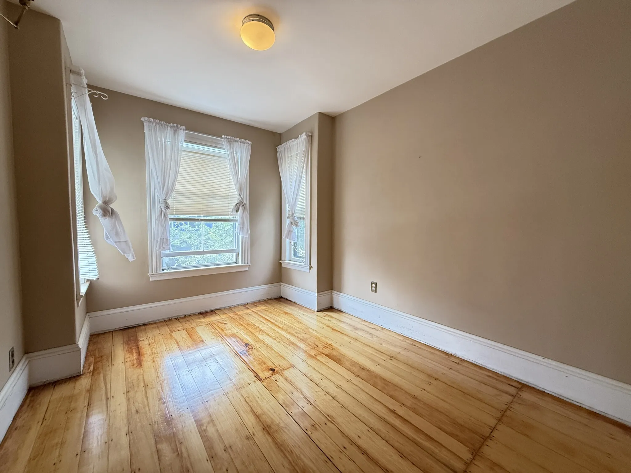 57 Rindge Ave, North Cambridge