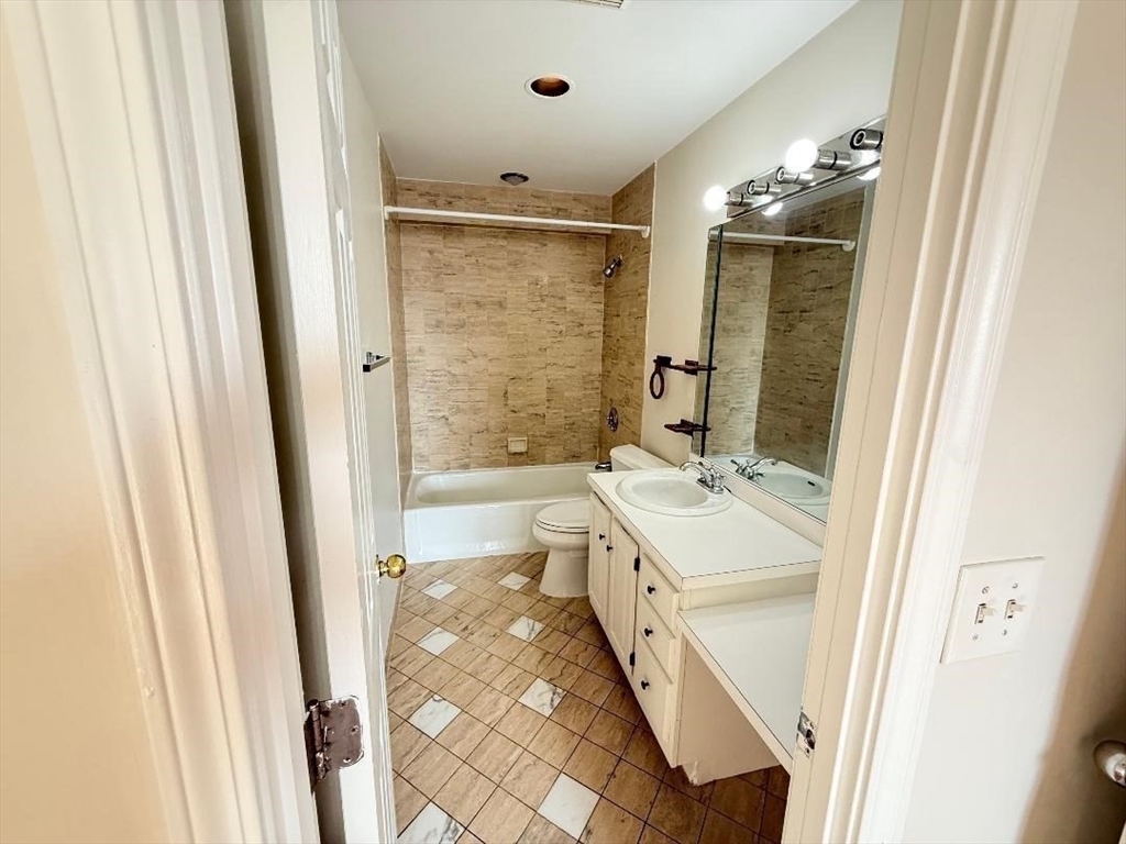 500 Wahington St, Quincy