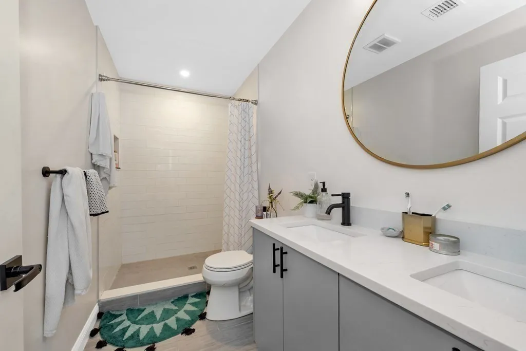 777 Columbia Rd, Boston