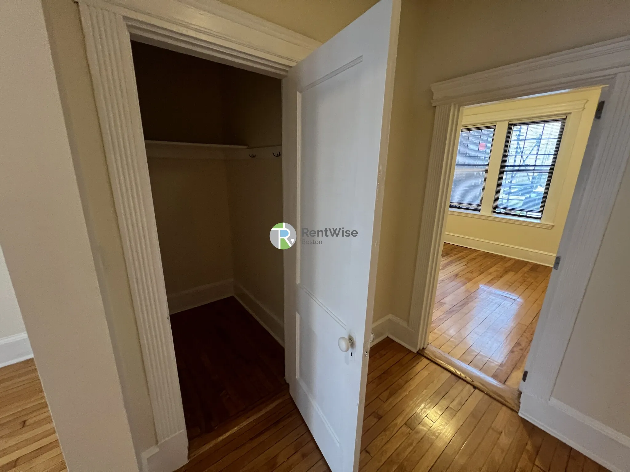 20 Royce Rd, Brighton