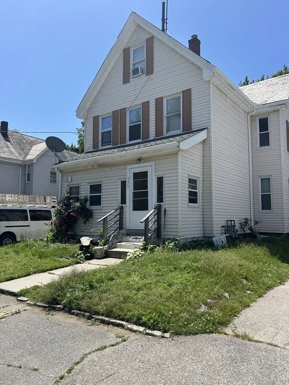 153 Arlington, Framingham