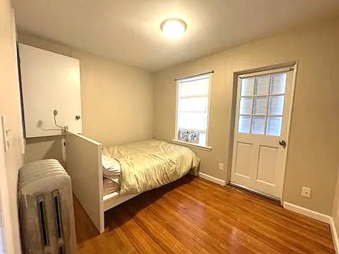 60 Buzzell Ln, South Medford