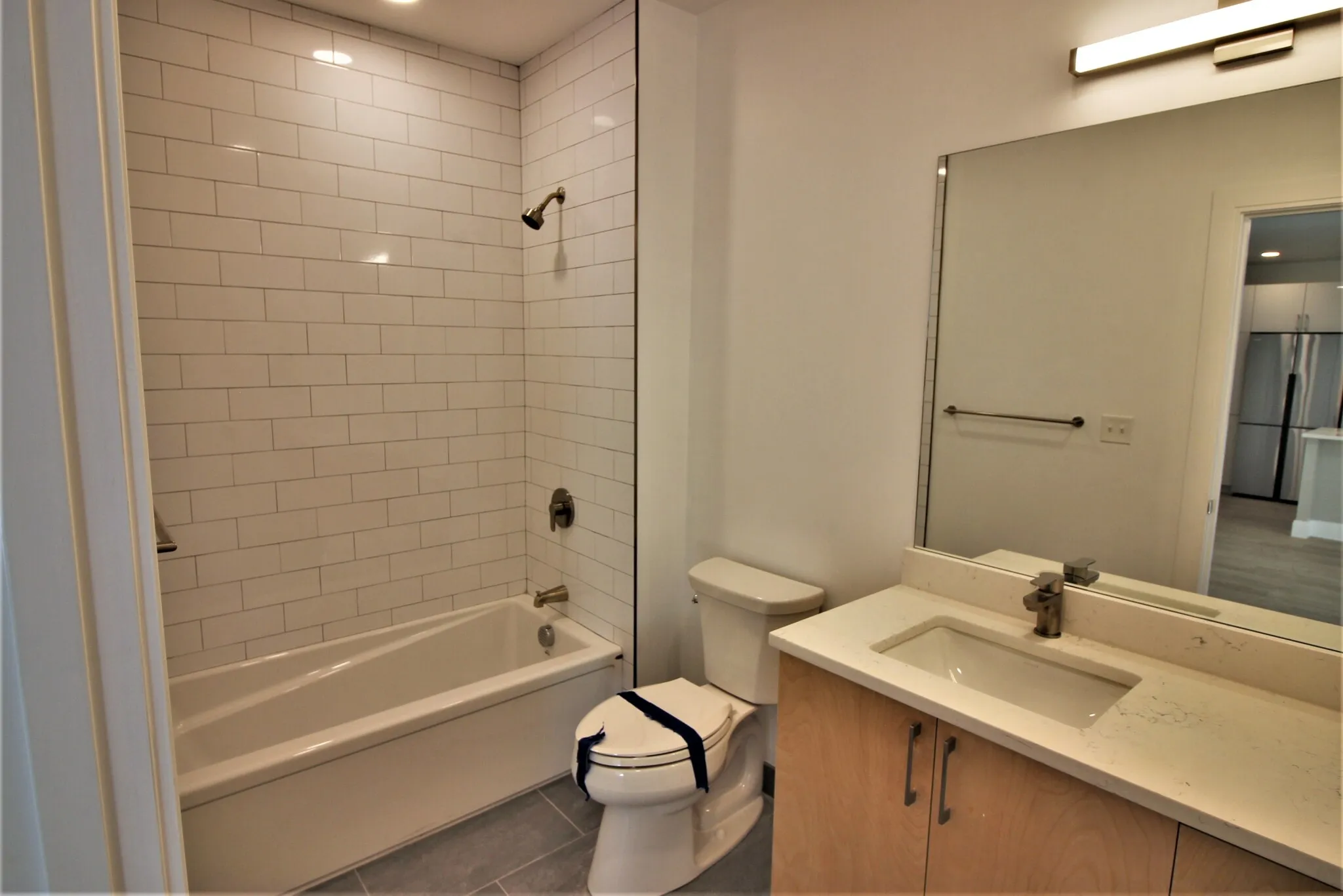 1 Newcomb St, Roxbury