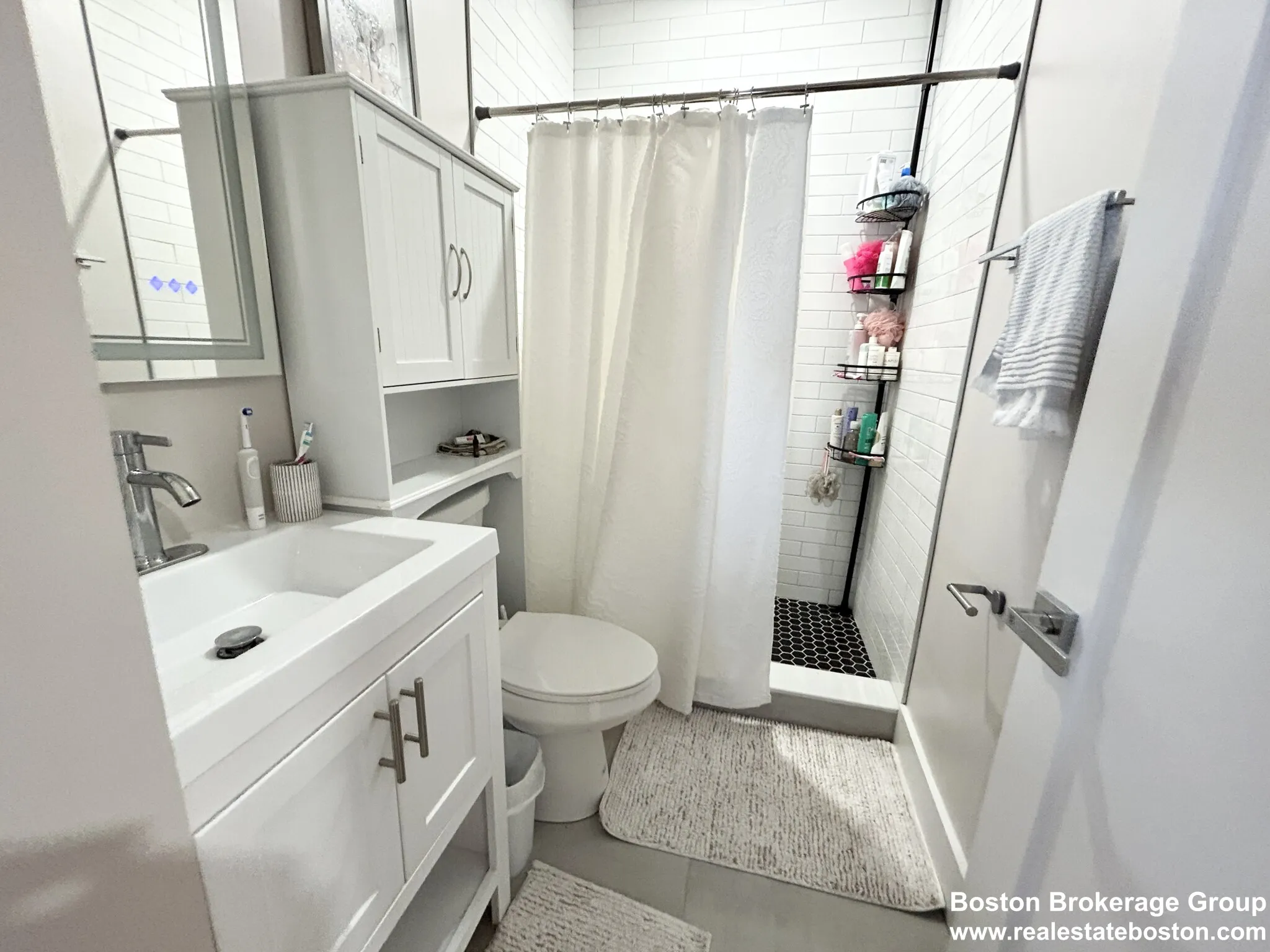 74 Marine Rd, South Boston