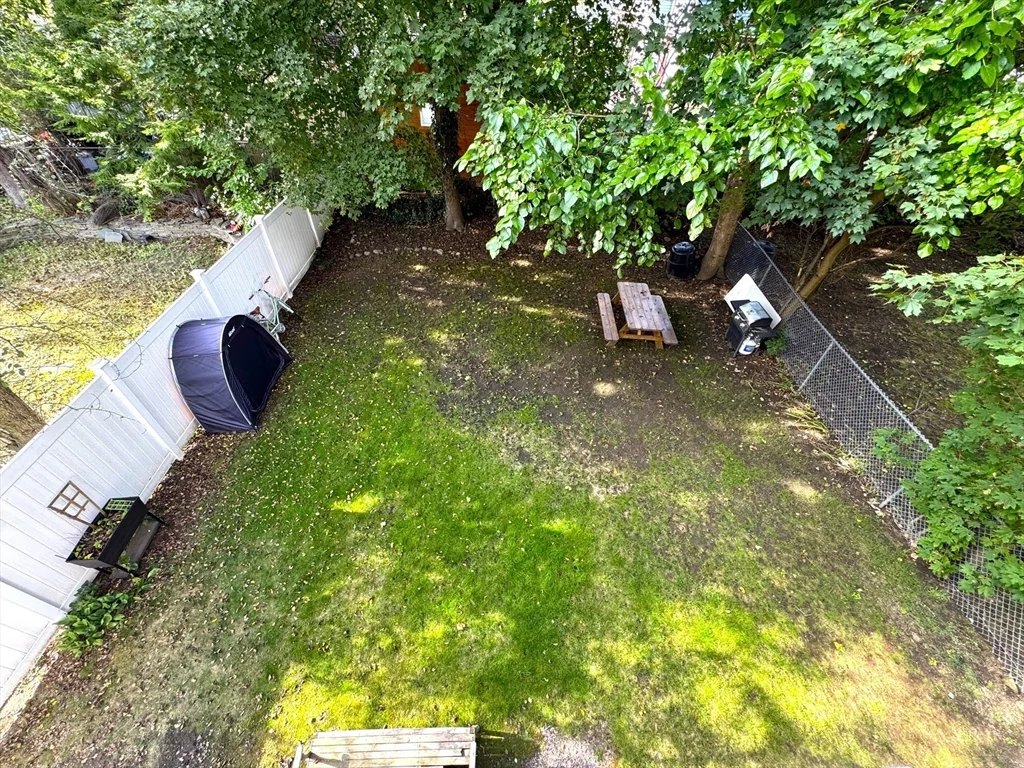 67 Washburn Ave, North Cambridge