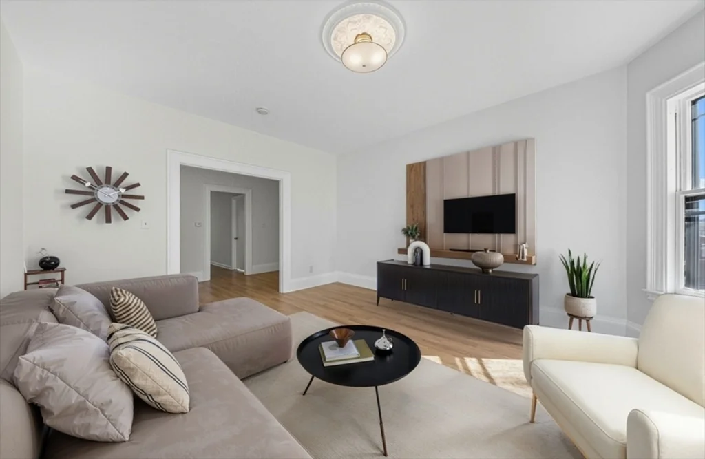 21 Wolcott St, Malden