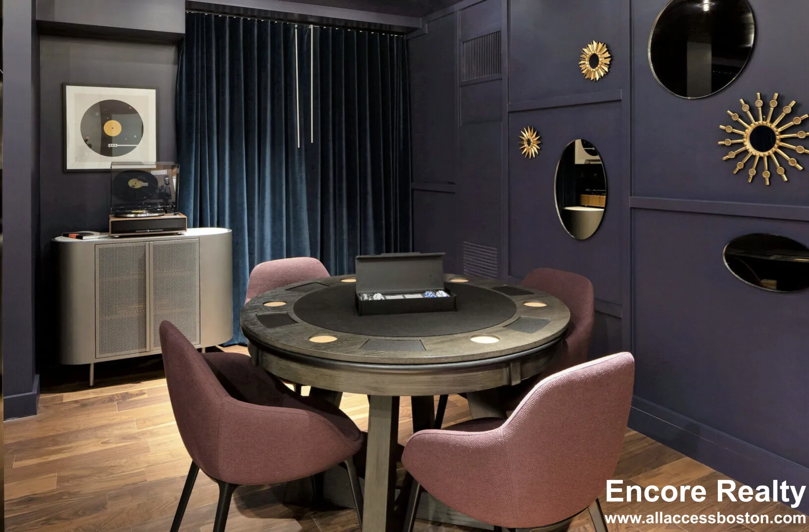 75 Saint Alphonsus St, Mission Hill