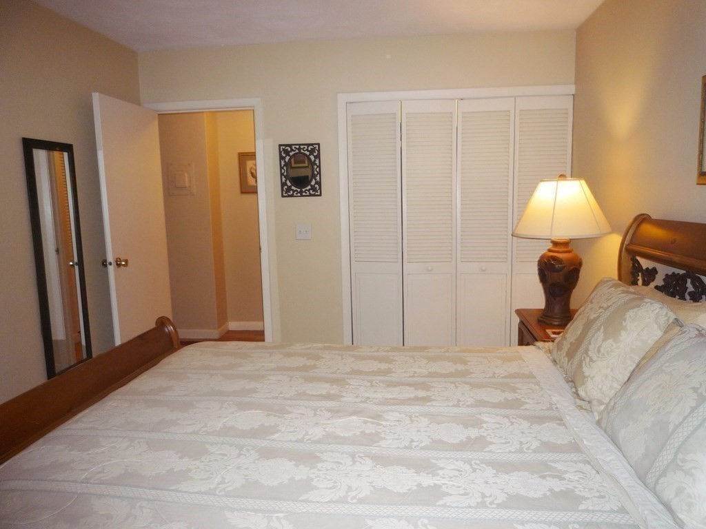 1643 Cambridge St, Mid-Cambridge