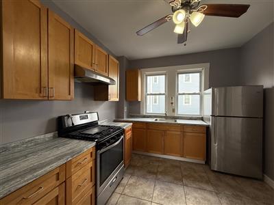 196 Sherman St, North Cambridge