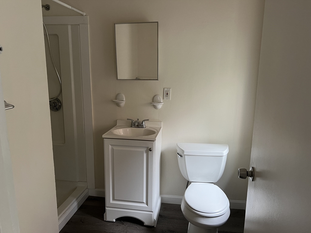 211 Harrison Ave, Midtown