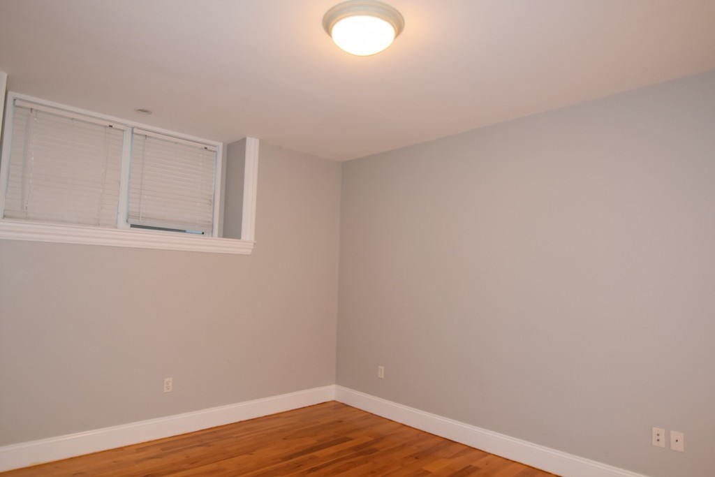 360 Dorchester St, South Boston