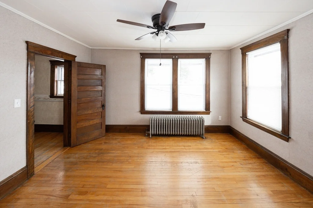 15 Boxford St, Burncoat