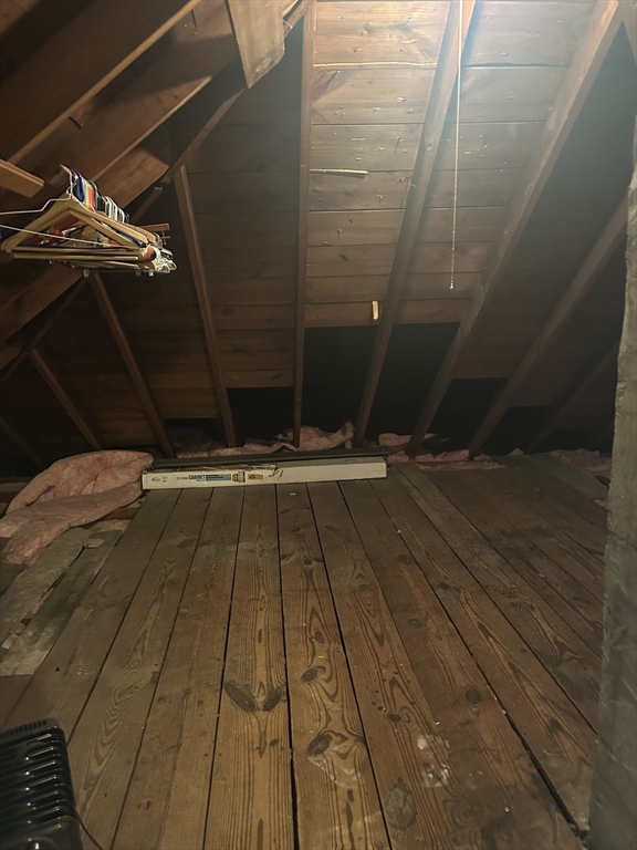 4 Harvard Rd, Belmont