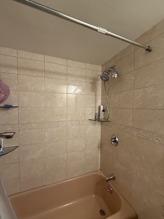 10 Commonwealth Ct, Brighton