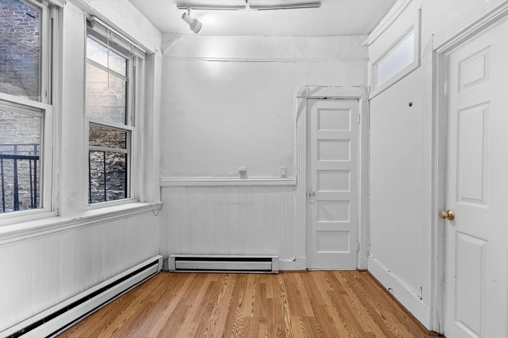 48 Revere St, Beacon Hill