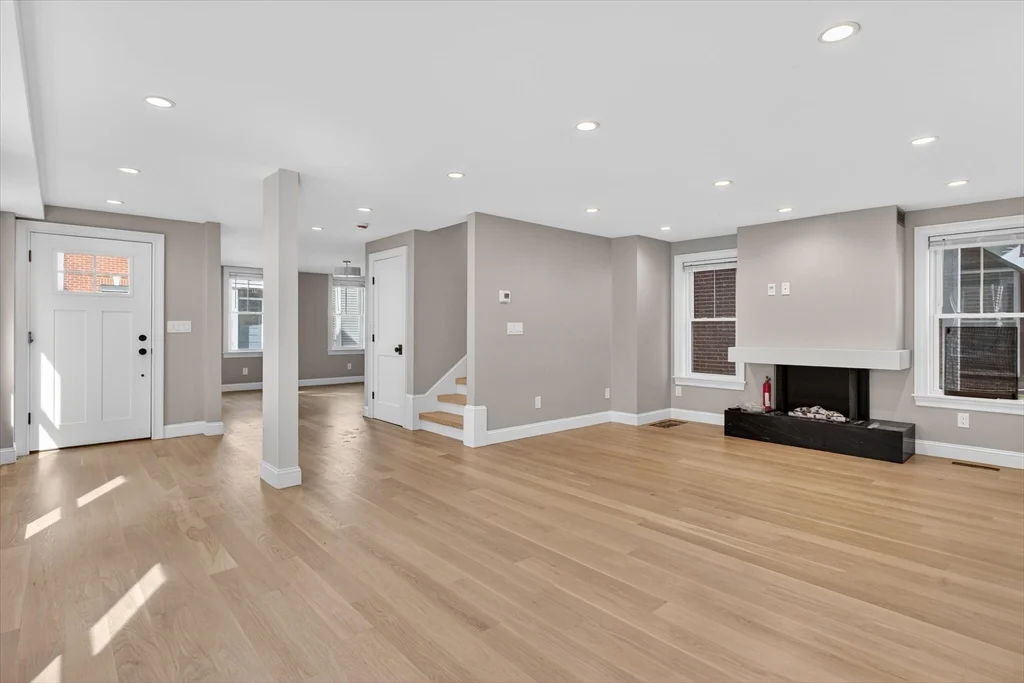 17 Allston St, Charlestown