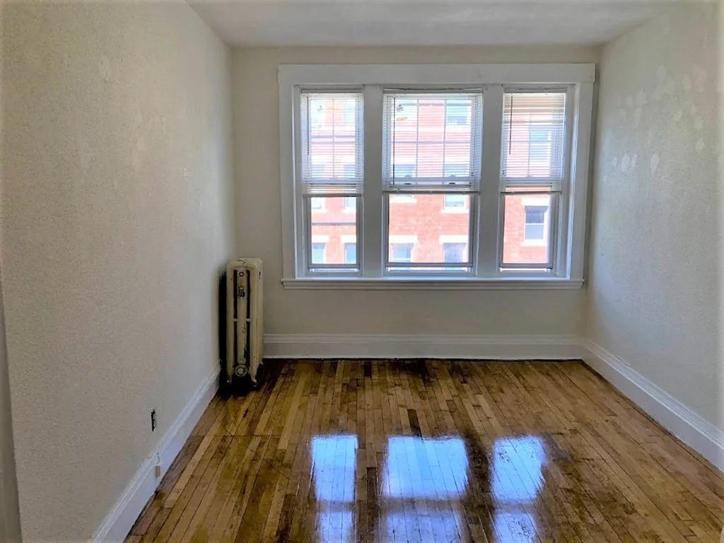32 Reedsdale St, Allston