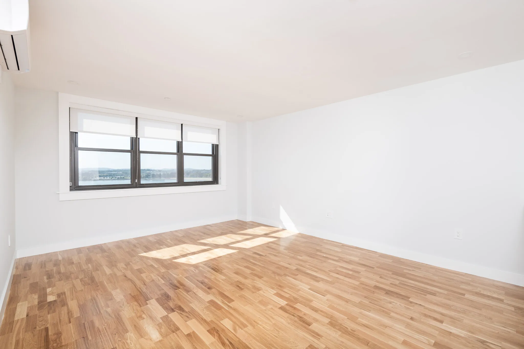 1410 Columbia Rd, South Boston