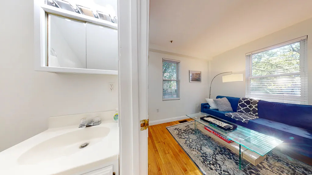 23 Jay St, Riverside