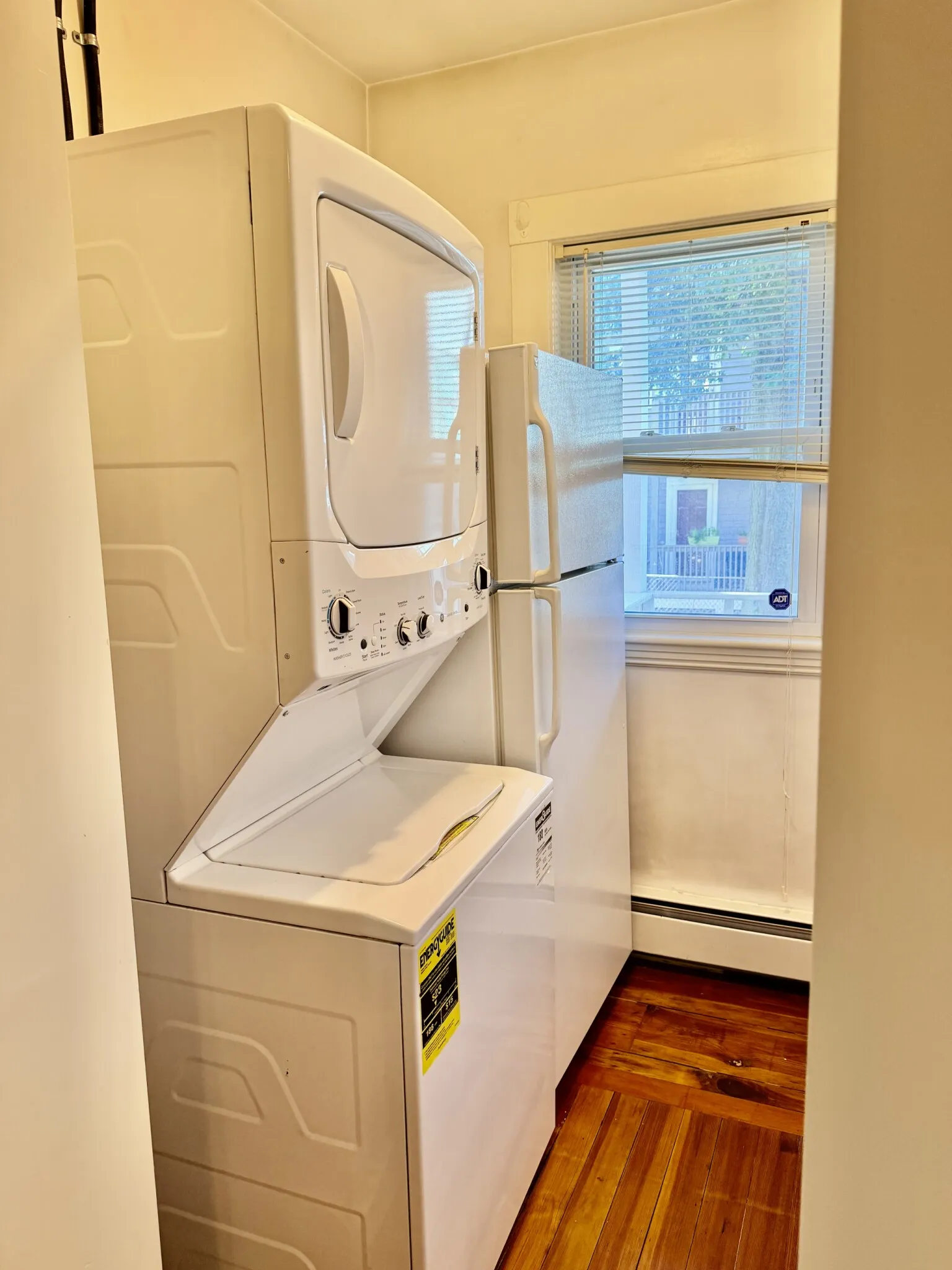 70 Raymond Ave, West Somerville