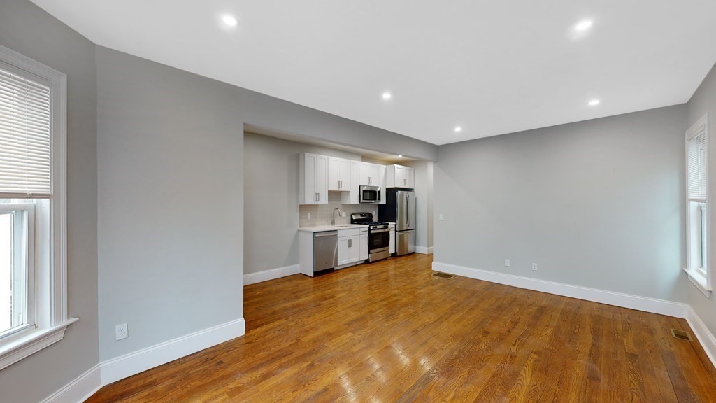 55 Mount Vernon St, Dorchester