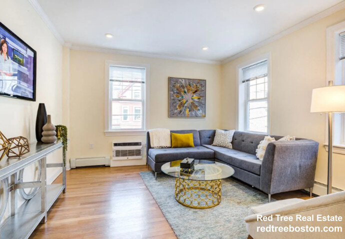 34 Harris St, Coolidge Corner