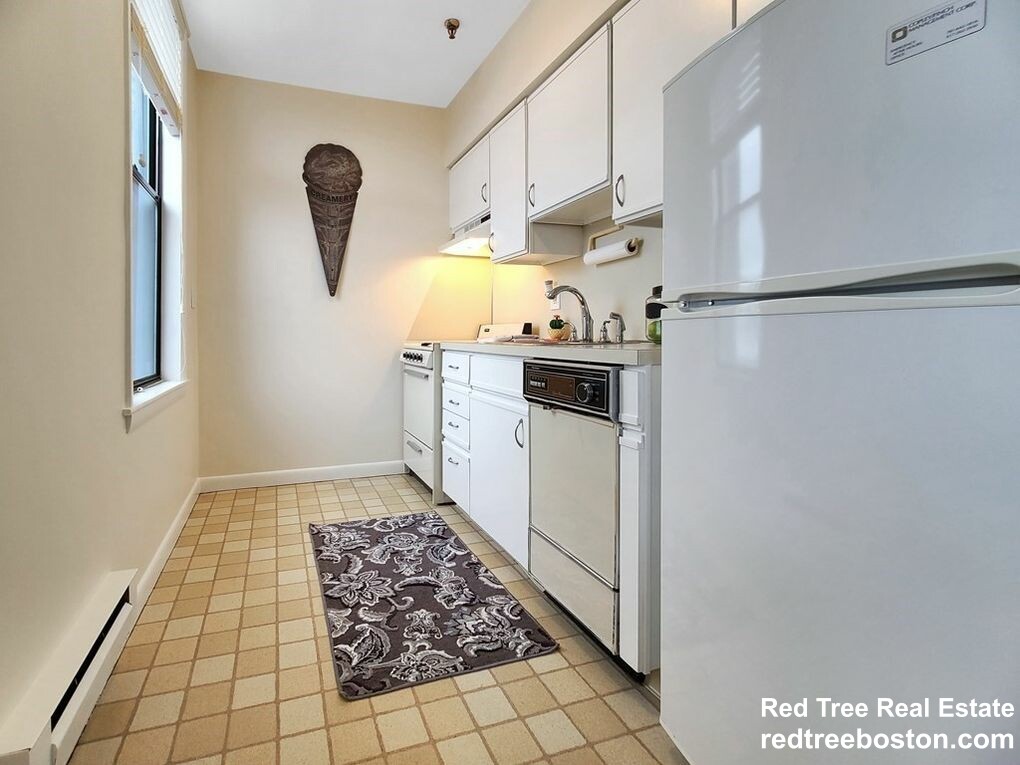 26 Commonwealth Ter, Brighton