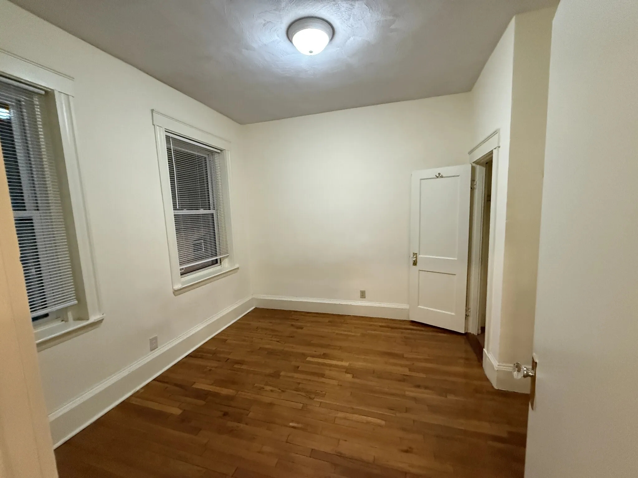 55 Queensberry St, Fenway