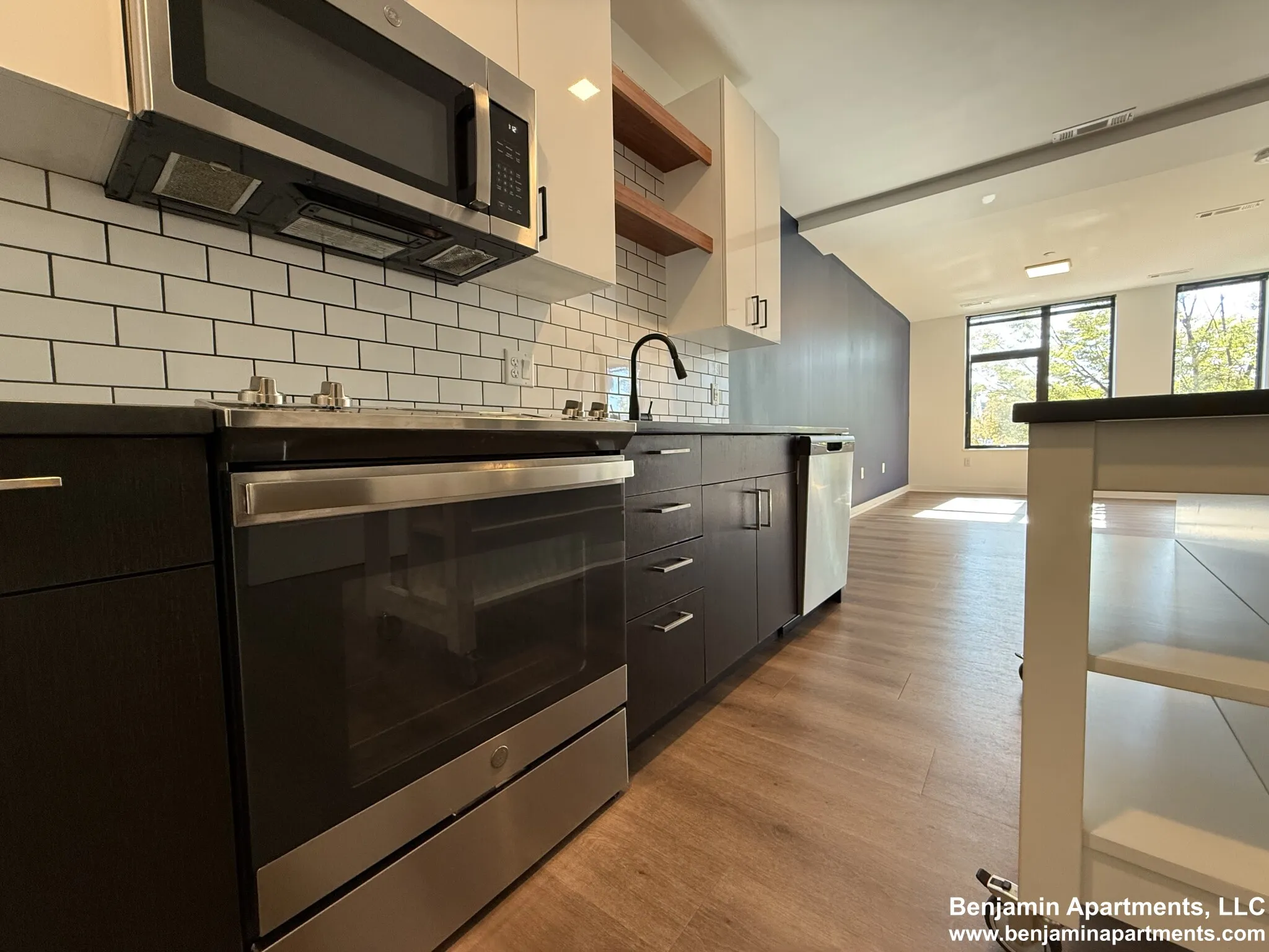 89 Brighton Ave, Allston