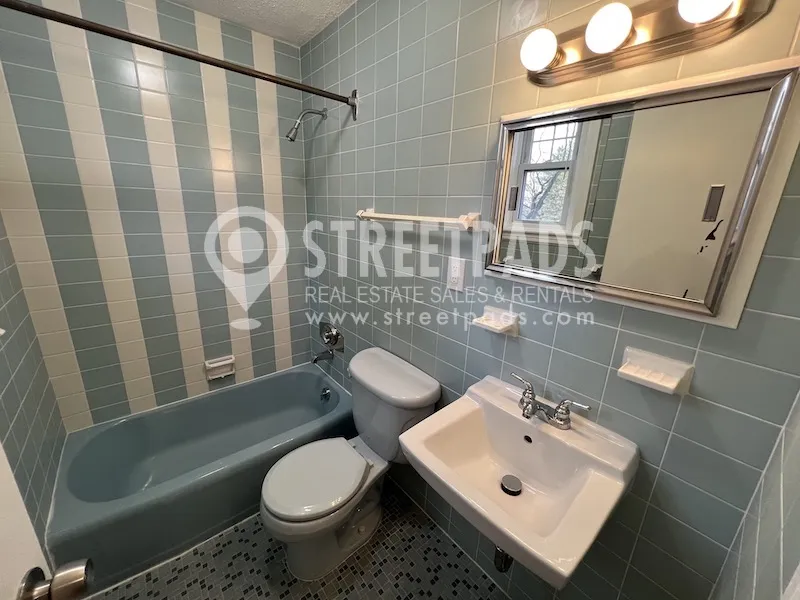 2018 Commonwealth Ave, Brighton