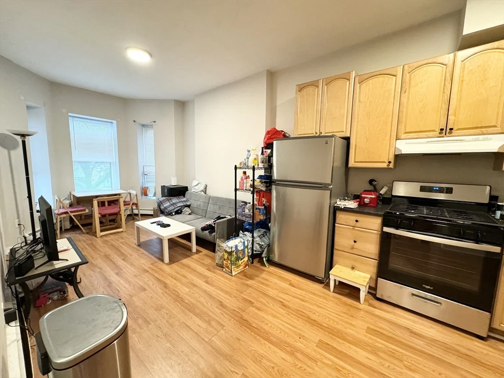 96 Hammond St, South End