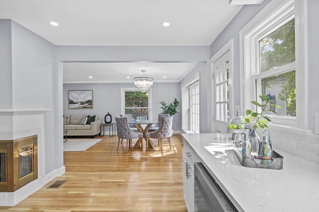 108 Radcliffe Rd, Belmont