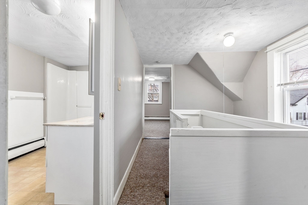 92 Washington St, Peabody