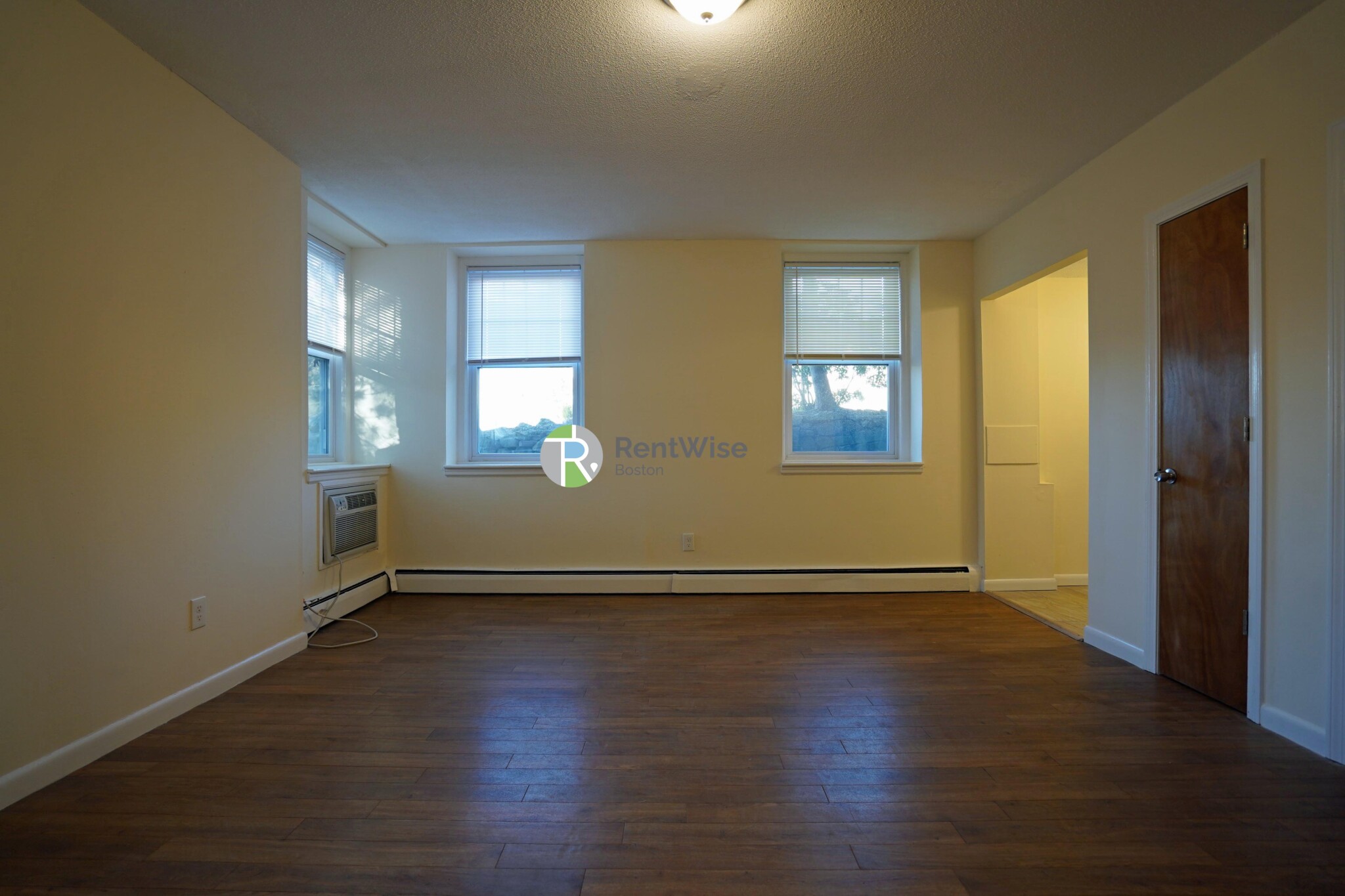 2018 Commonwealth Ave, Brighton