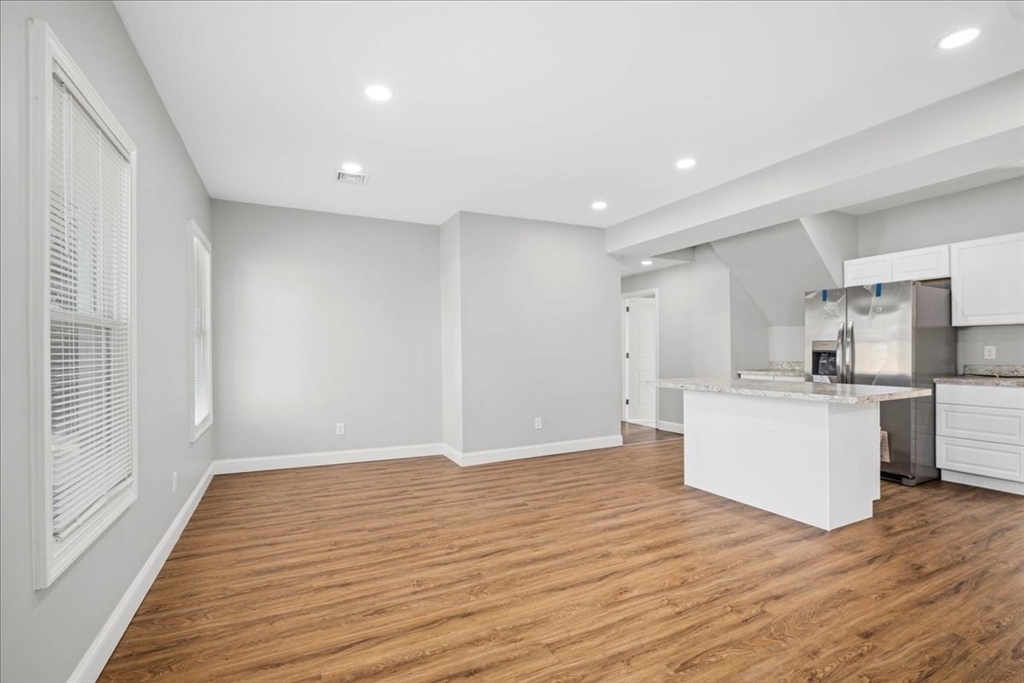 480 White St, Springfield